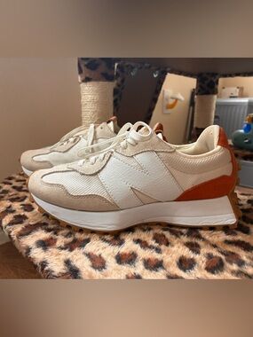 New Balance sea salt rust oxide Women's Retro Runner Sneakers 327